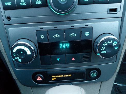 Used 2011 Chevrolet Malibu LTZ image 33