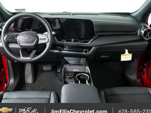 New 2026 Chevrolet Equinox LT w/ Convenience Package II image 17
