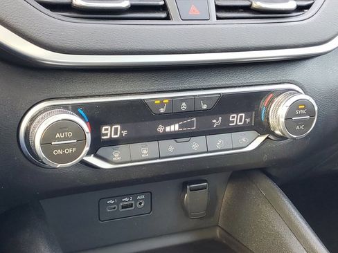 Certified 2019 Nissan Altima 2.5 SV image 18