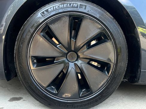 Used 2024 Tesla Model 3 Long Range AWD/4WD image 28
