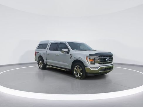Used 2022 Ford F150 Lariat image 2