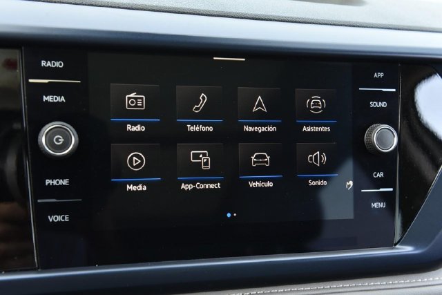 Used 2024 Volkswagen Taos SE w/ Panoramic Sunroof Package AWD/4WD image 14