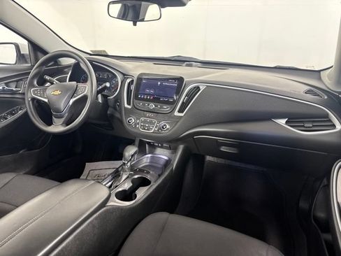 Used 2024 Chevrolet Malibu LT FWD image 29