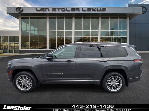 Used 2023 Jeep Grand Cherokee L Summit w/ Advanced Protech Group IV AWD/4WD image 6