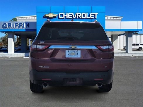 Used 2019 Chevrolet Traverse LT w/ LT Premium Package image 8