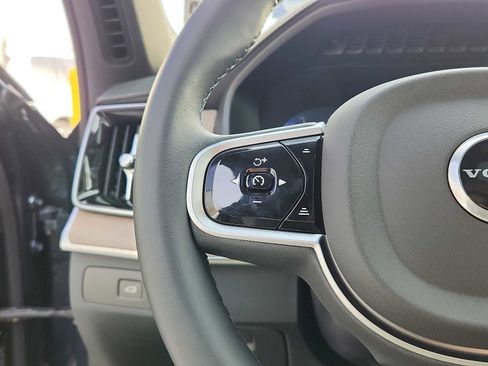 Used 2026 Volvo XC90 B6 Plus w/ Protection Package Premier image 20