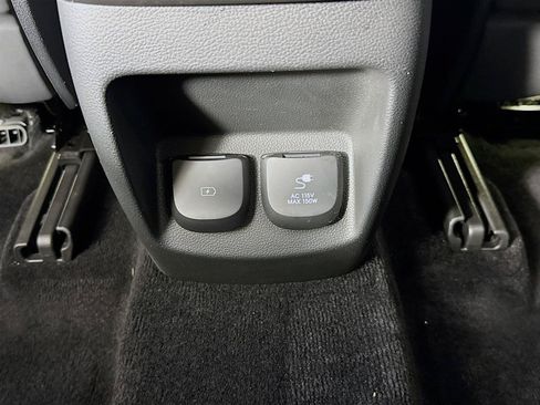 Certified 2024 Genesis GV80 3.5T Advanced AWD/4WD image 28