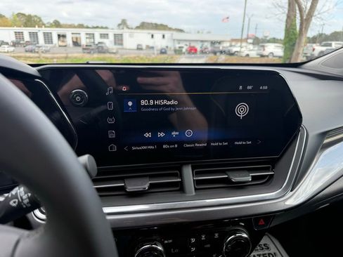 New 2026 Chevrolet Trax ACTIV w/ Driver Confidence Package image 12