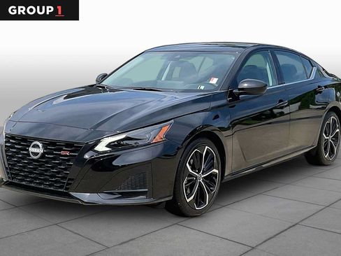 Used 2026 Nissan Altima 2.5 SR FWD image 1