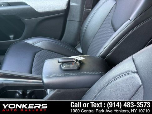 Used 2022 Jeep Compass Latitude AWD/4WD image 17