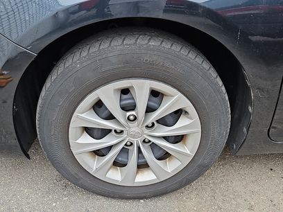 Used 2016 Toyota Camry LE