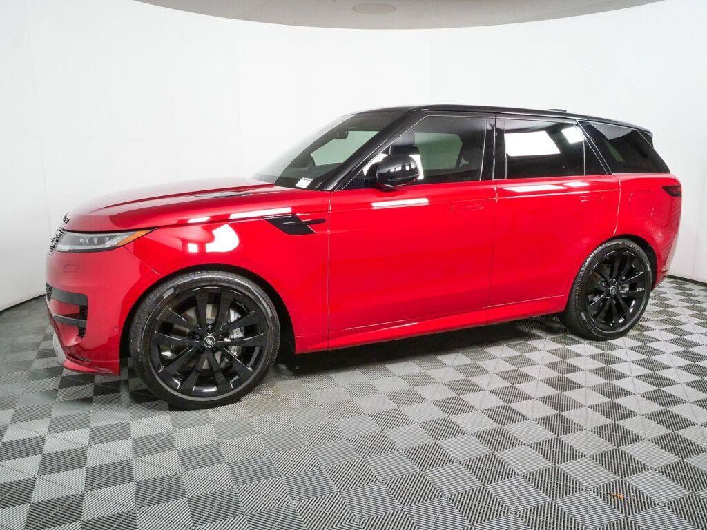Used 2025 Land Rover Range Rover Sport Dynamic SE AWD/4WD image 2