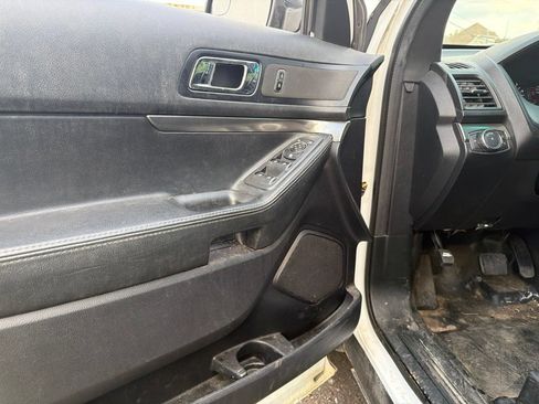 Used 2018 Ford Explorer 4WD Police Interceptor image 9