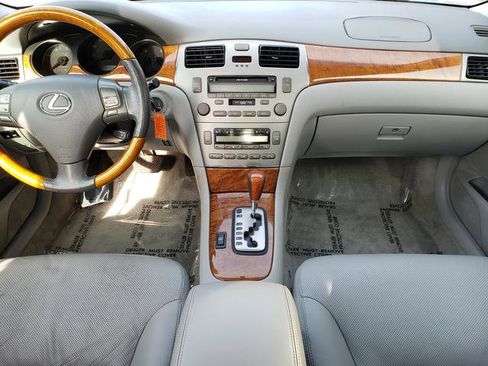 Used 2005 Lexus ES 330 image 15