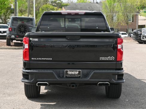 Used 2020 Chevrolet Silverado 1500 High Country w/ Technology Package image 14