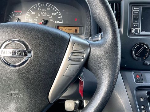 Used 2021 Nissan NV200 S w/ Back Door Glass Package image 25