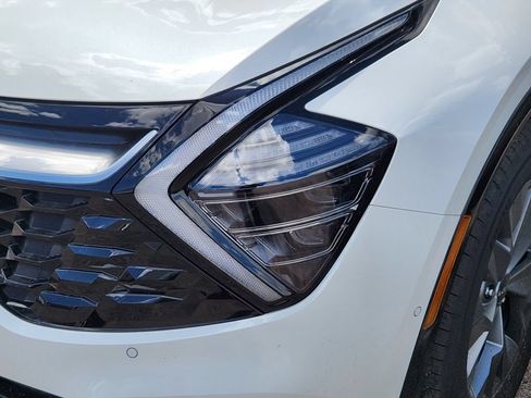 Certified 2025 Kia Sportage SX Prestige AWD/4WD image 4
