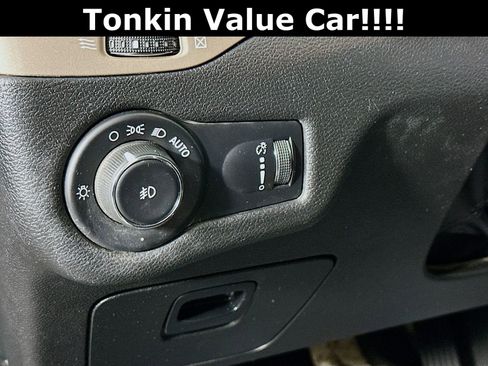 Used 2018 Jeep Cherokee Latitude image 11