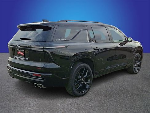 Certified 2024 Chevrolet Traverse RS w/ LPO, Floor Liner Package image 5