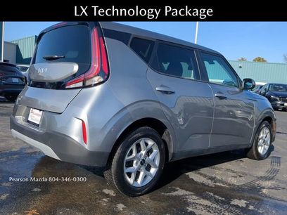 Used 2023 Kia Soul LX w/ Option Group 015