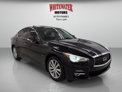 Used 2015 INFINITI Q50 Premium w/ Navigation Package AWD/4WD image 5