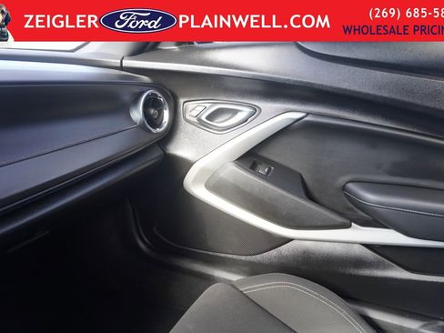 Used 2019 Chevrolet Camaro LT image 29
