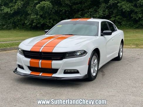 Used 2023 Dodge Charger SXT RWD image 3