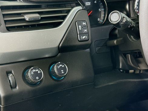 Used 2020 Chevrolet Tahoe LT w/ RST Edition AWD/4WD image 14