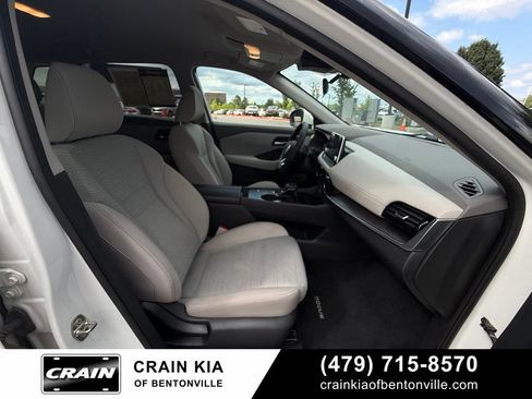 Used 2021 Nissan Rogue SV FWD image 31