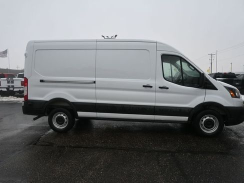 New 2026 Ford Transit 250 148 Medium Roof w/ Load Area Protection Package image 4
