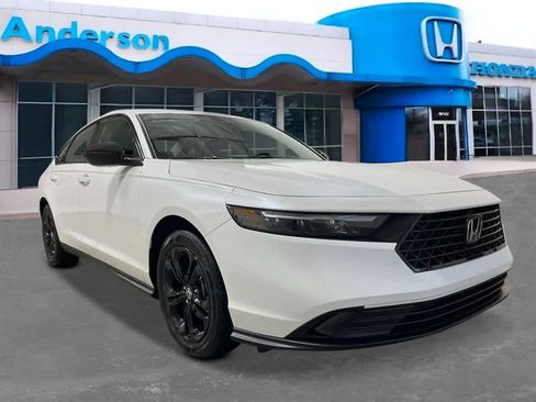 New 2025 Honda Accord SE image 8