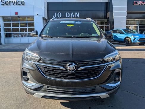 Used 2022 Buick Encore GX Essence w/ Advanced Technology Package AWD/4WD image 2