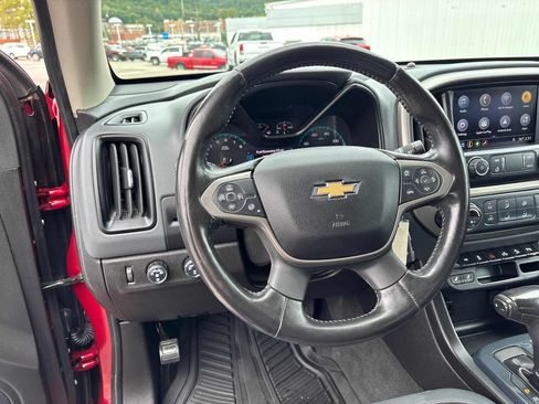 Used 2019 Chevrolet Colorado Z71 AWD/4WD image 13