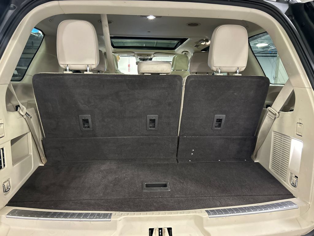 Used 2021 Lincoln Navigator Reserve w/ Luxury Package AWD/4WD image 28