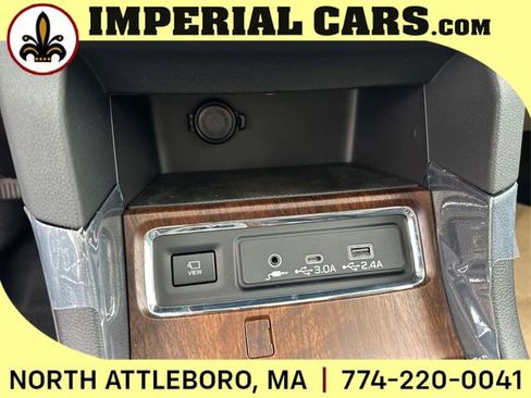 New 2025 Subaru Ascent Touring image 30