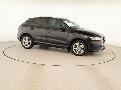 Used 2018 Audi Q3 2.0T Premium w/ Convenience Package image 9