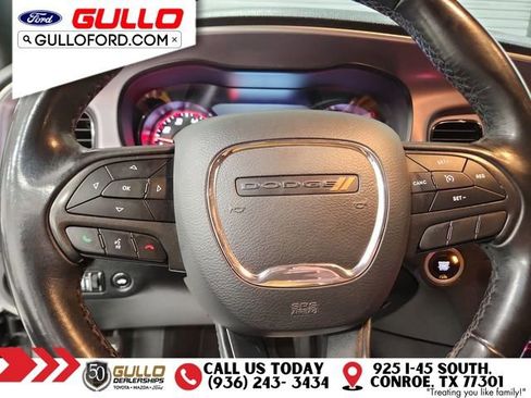 Used 2019 Dodge Charger SXT image 22