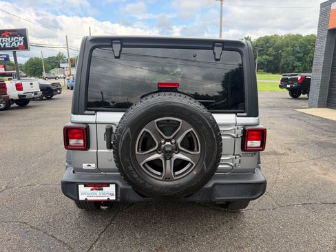 Used 2018 Jeep Wrangler Unlimited Sport S AWD/4WD image 4