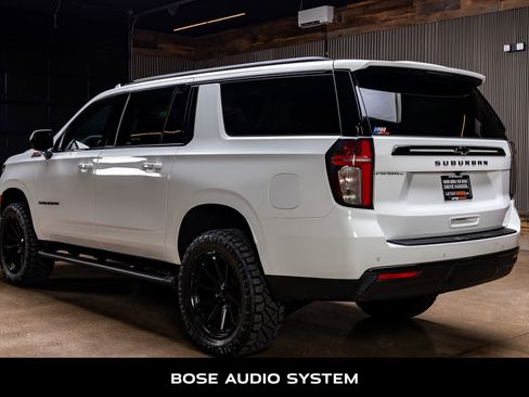 Used 2023 Chevrolet Suburban Z71 AWD/4WD image 7