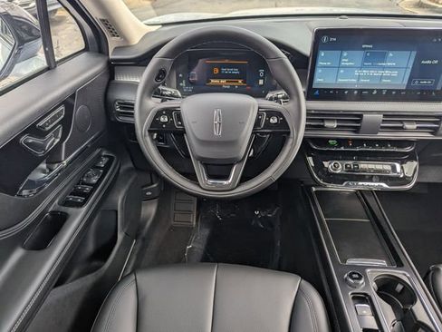 New 2026 Lincoln Corsair Premiere image 13