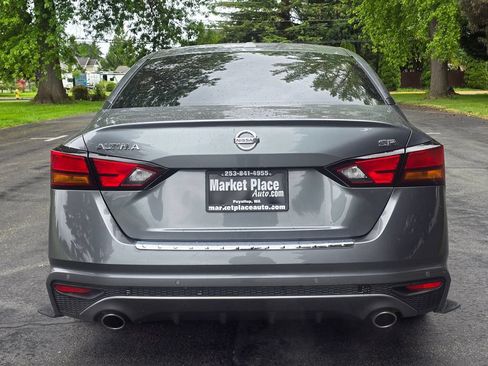 Used 2020 Nissan Altima 2.5 SR FWD image 5