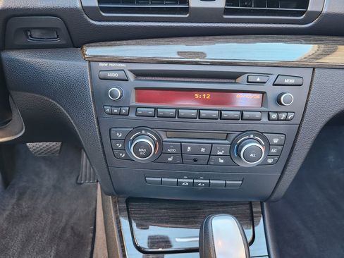 Used 2013 BMW 128i Convertible image 36