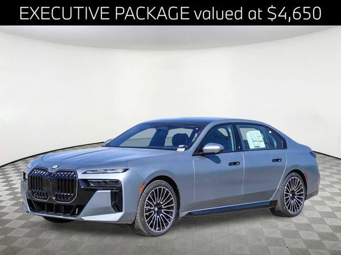 New 2026 BMW 760i xDrive AWD/4WD image 3