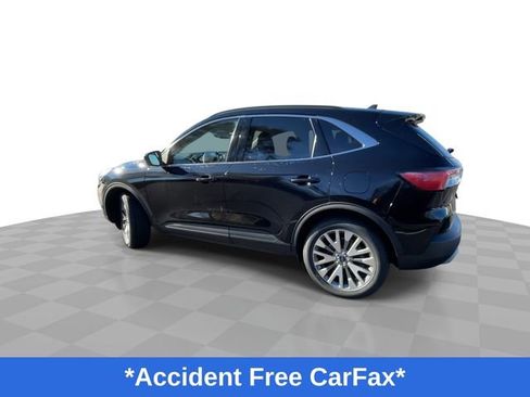 Used 2022 Ford Escape Titanium w/ Class II Trailer Tow Package image 7