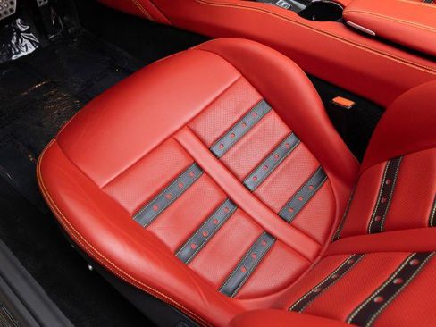 Used 2016 Ferrari California T image 36