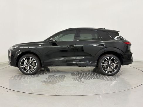 New 2026 Audi Q3 quattro 2.0T image 2