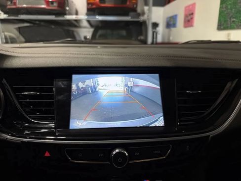 Used 2018 Buick Regal Essence w/ Sights and Sounds Package AWD/4WD image 13