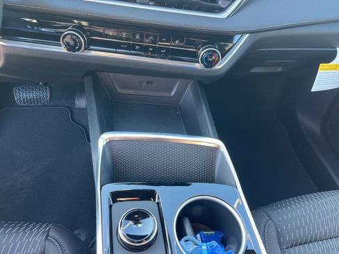 New 2026 Chevrolet Equinox LT image 30