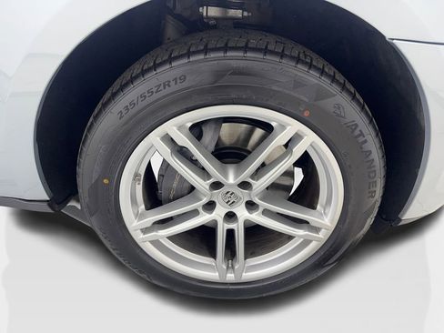 Used 2022 Porsche Macan image 80