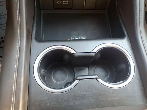 Used 2022 Chevrolet Tahoe LT image 14